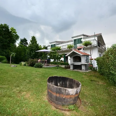 Kuca Za Odmor Vid Vikendica