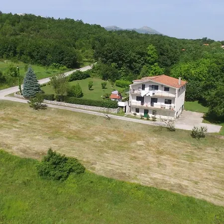 Kuca Za Odmor Vid Vikendica *
